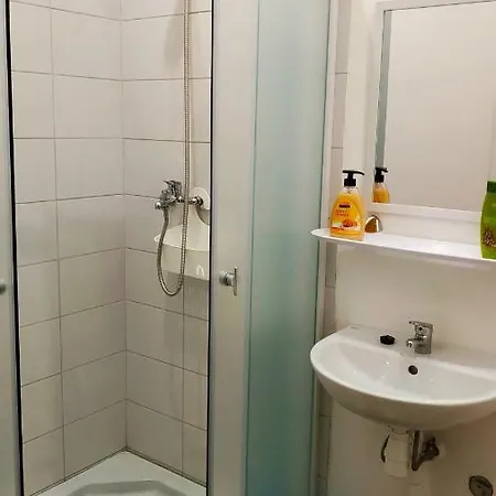 City Center Rent With Free Parking N43 Riga